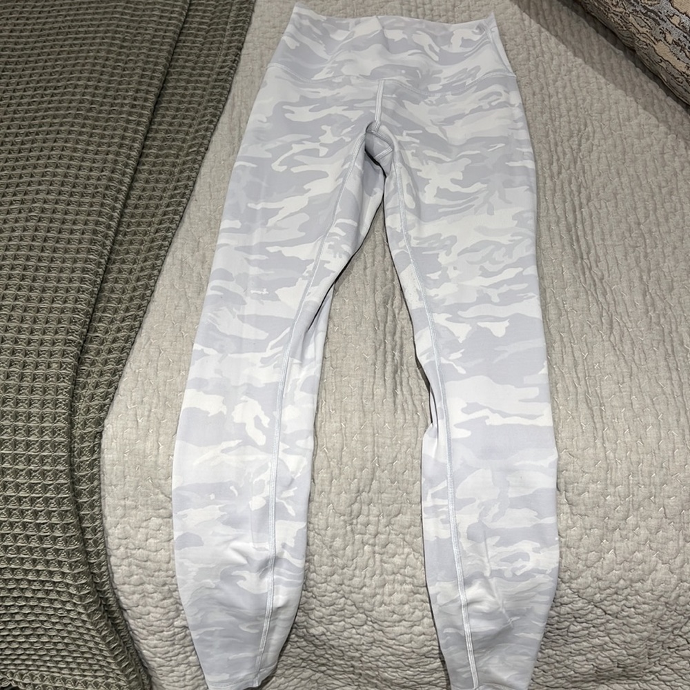 Wunder Under High-Rise Tight 28" Size 4